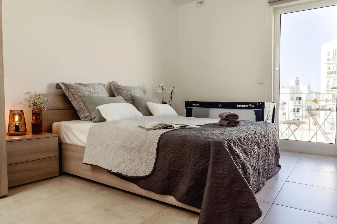 Stylish 2Bdr Unit In Sliema! Near Valletta Ferry! Apartment
