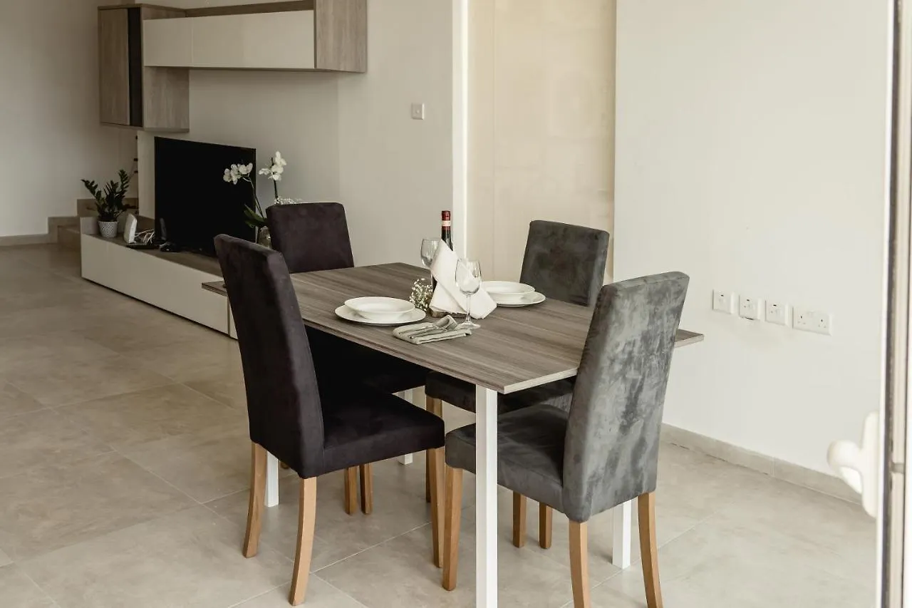Stylish 2Bdr Unit In Sliema! Near Valletta Ferry! 0*, Sliema
