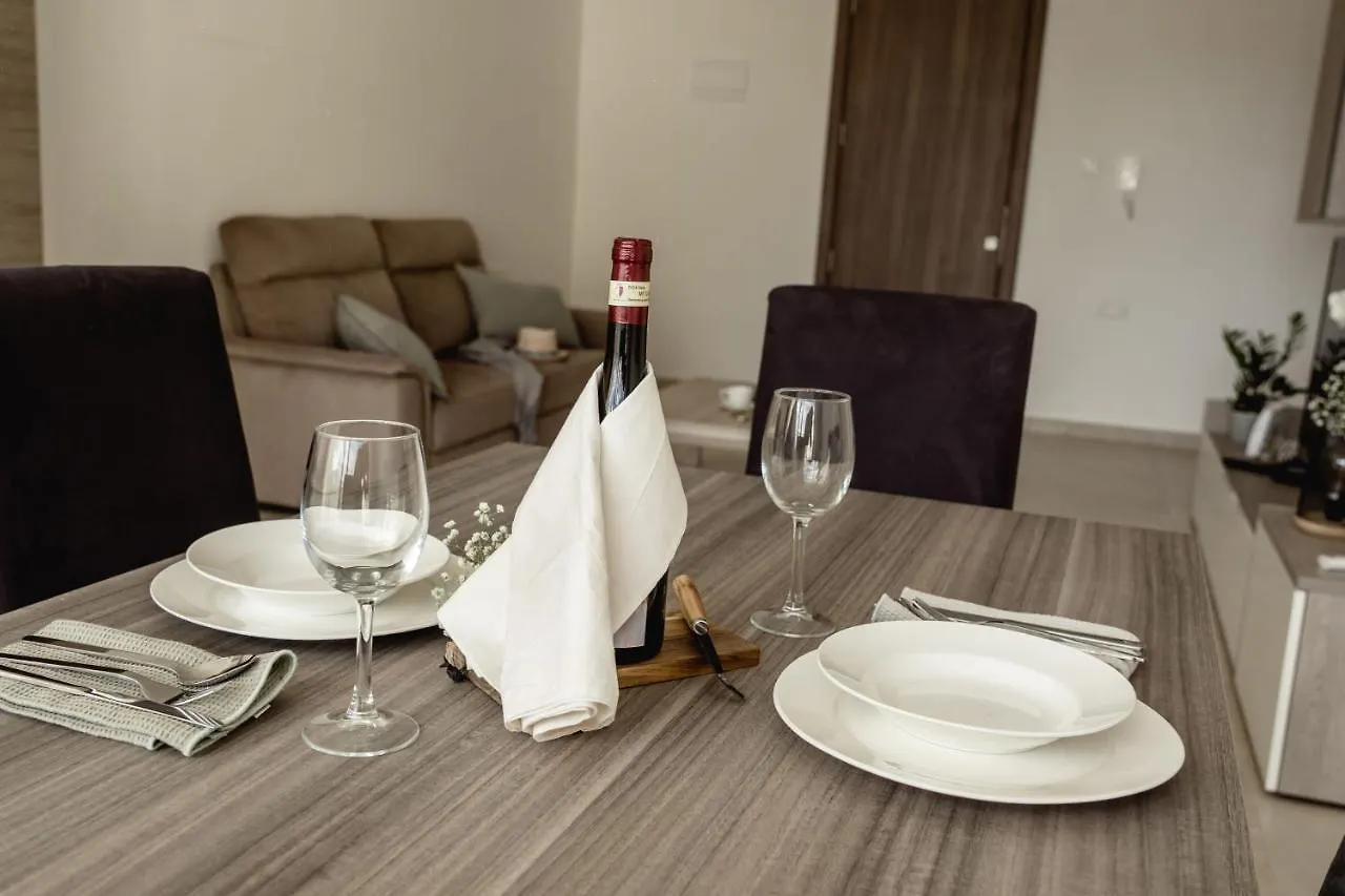 Stylish 2Bdr Unit In Sliema! Near Valletta Ferry! Apartment Sliema